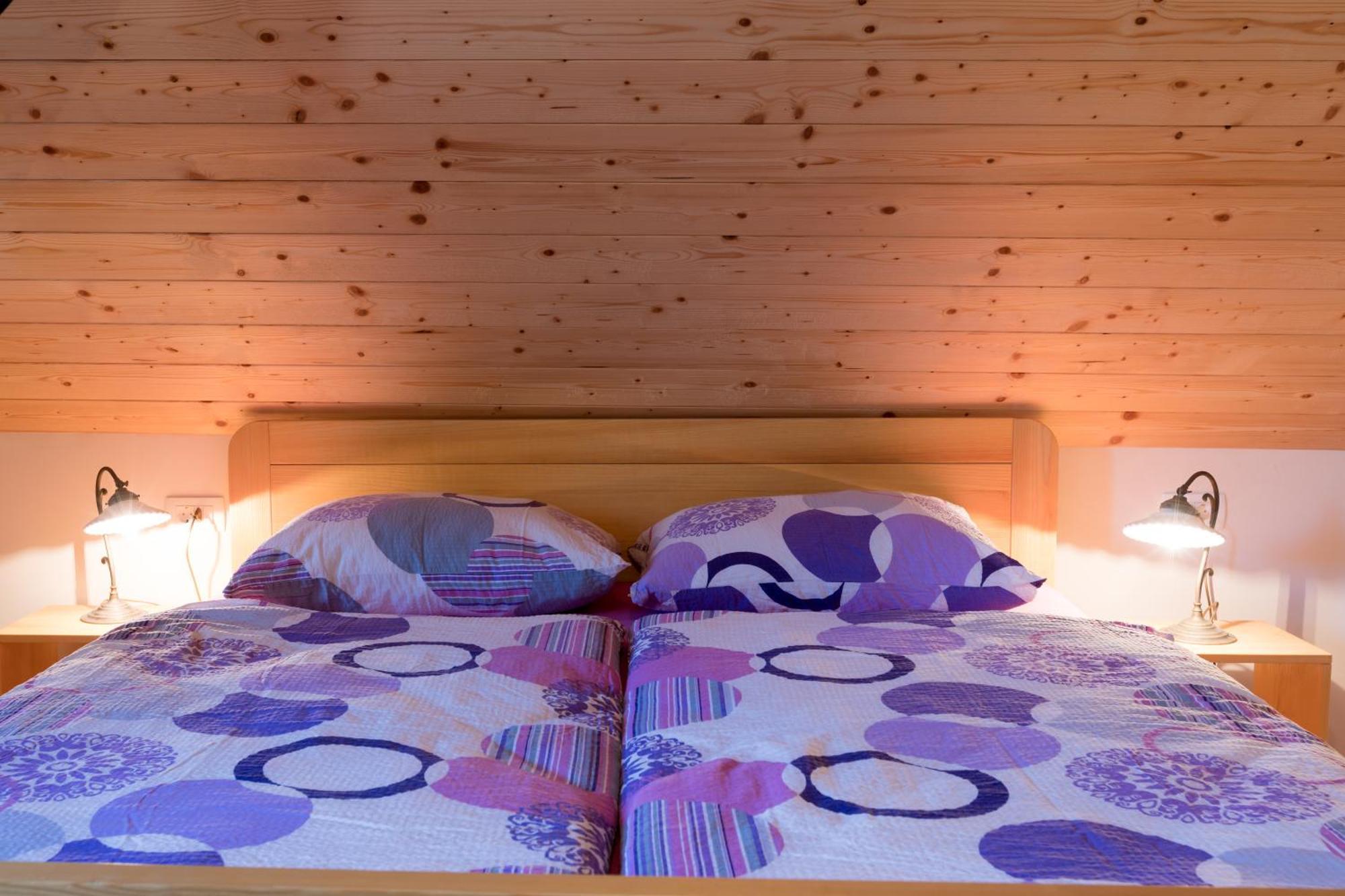Homestead Farm Tesnak Gorenja Vas  Zimmer foto